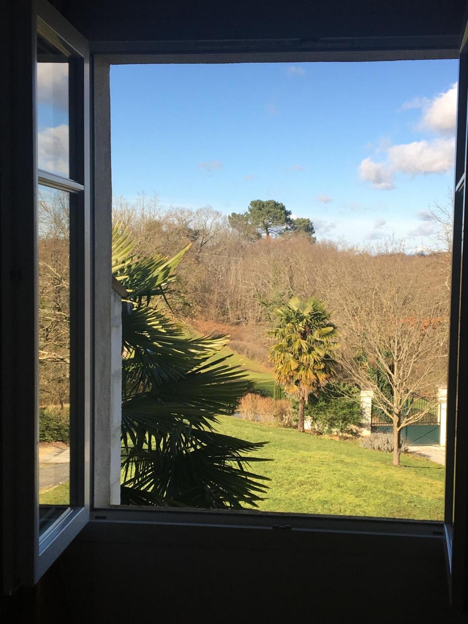 Le Logis De La Brumanderie - Saintes Fontcouverte  Room photo